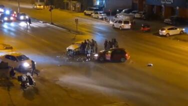 otomobiller kafa kafaya carpisti 2 yarali FsZgf6Eu
