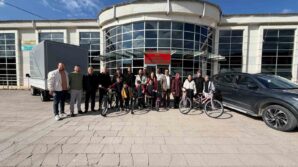 ovacikli ogrencilerin yuzu bisiklet destegiyle guldu N2HmUghH