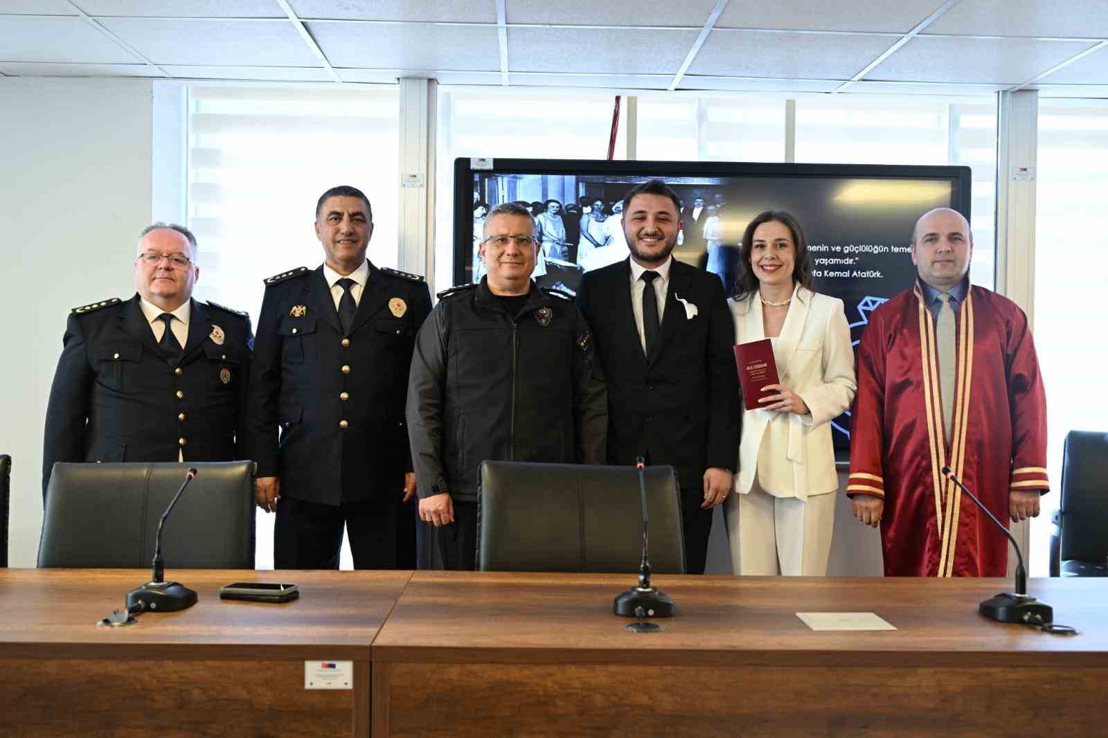 polis gununde cifte mutluluk muberra ve fatih cifti dunyaevine girdi pArUeTQL