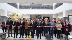 prof dr durmus gunay kutuphanesi ogrenci ve akademisyenlerin hizmetine acildi 167Vjkkv