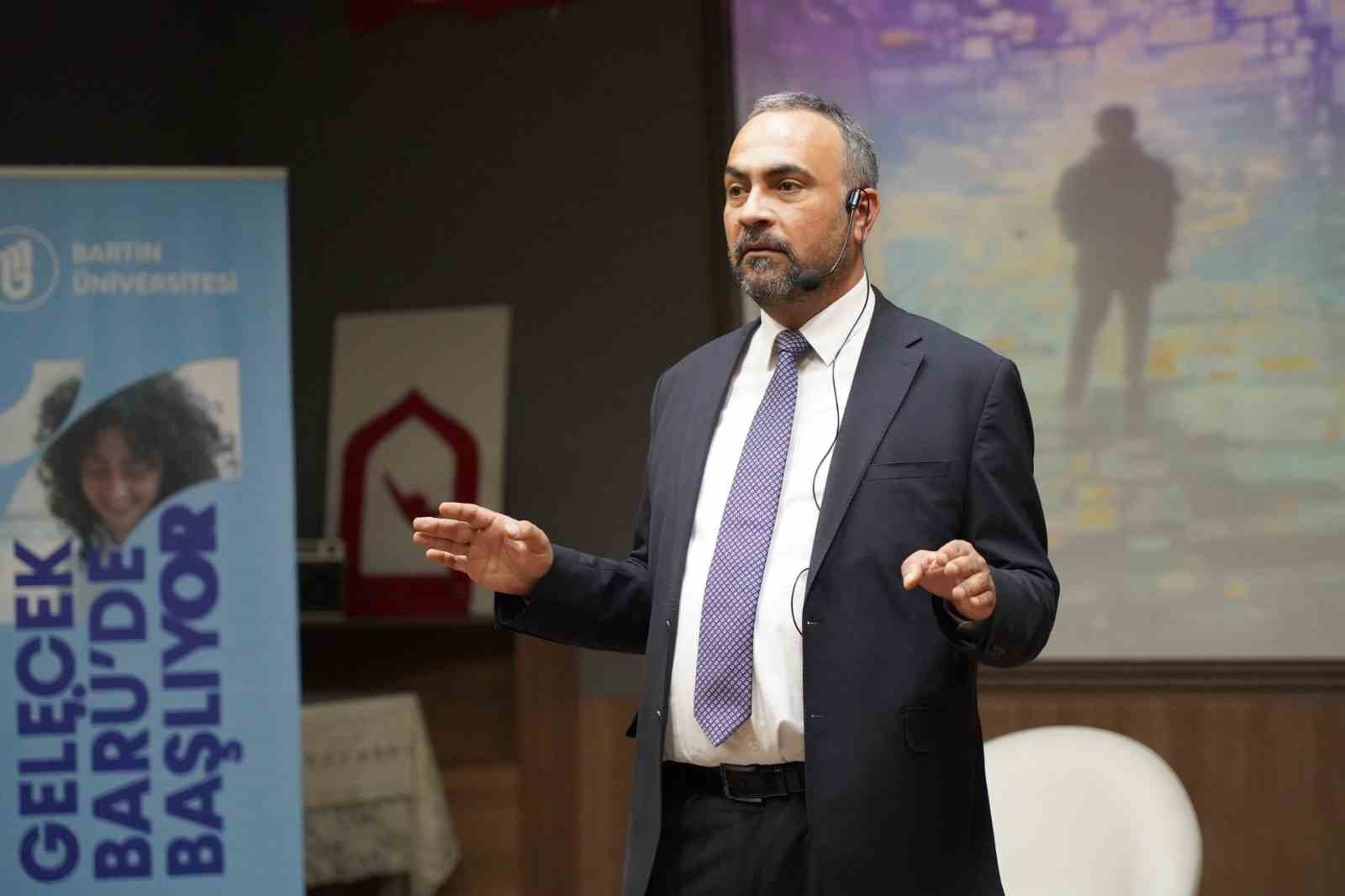 rektor akkaya lise ogrencilerine etkili dinleme yontemlerini anlatti