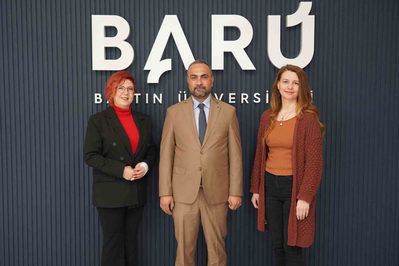 rusyadaki sanat festivaline turk damgasi nKqHn6aM