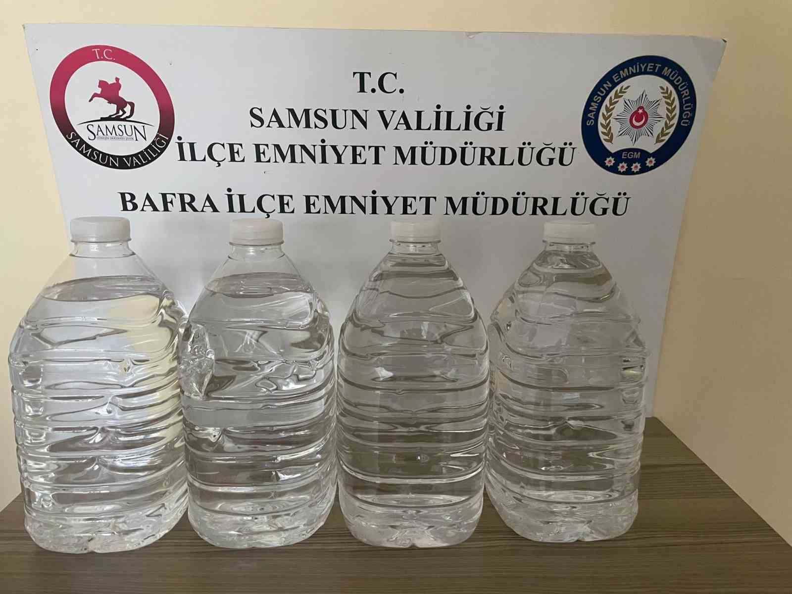 samsunda 20 litre etil alkol ele gecirildi Tw9CVFbJ