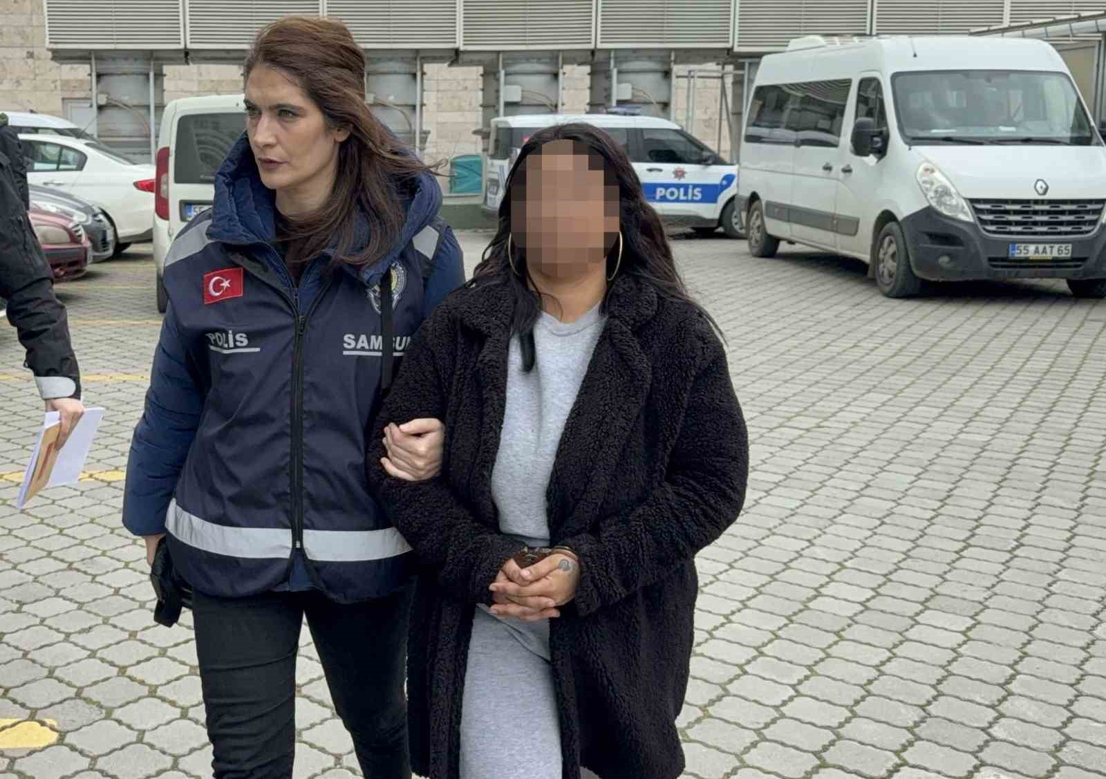 samsunda sinifi basan kadin veliye adli kontrol CdaC4NFn