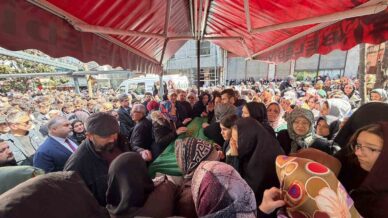 taciz magduru genc kiz son yolculuguna gozyaslari ile ugurlandi 5y85pCdn