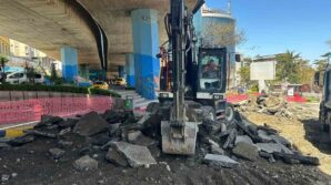 trabzonda ataturk alanindaki viyaduklerin alti dinlenme alani olacak CThCdW9G