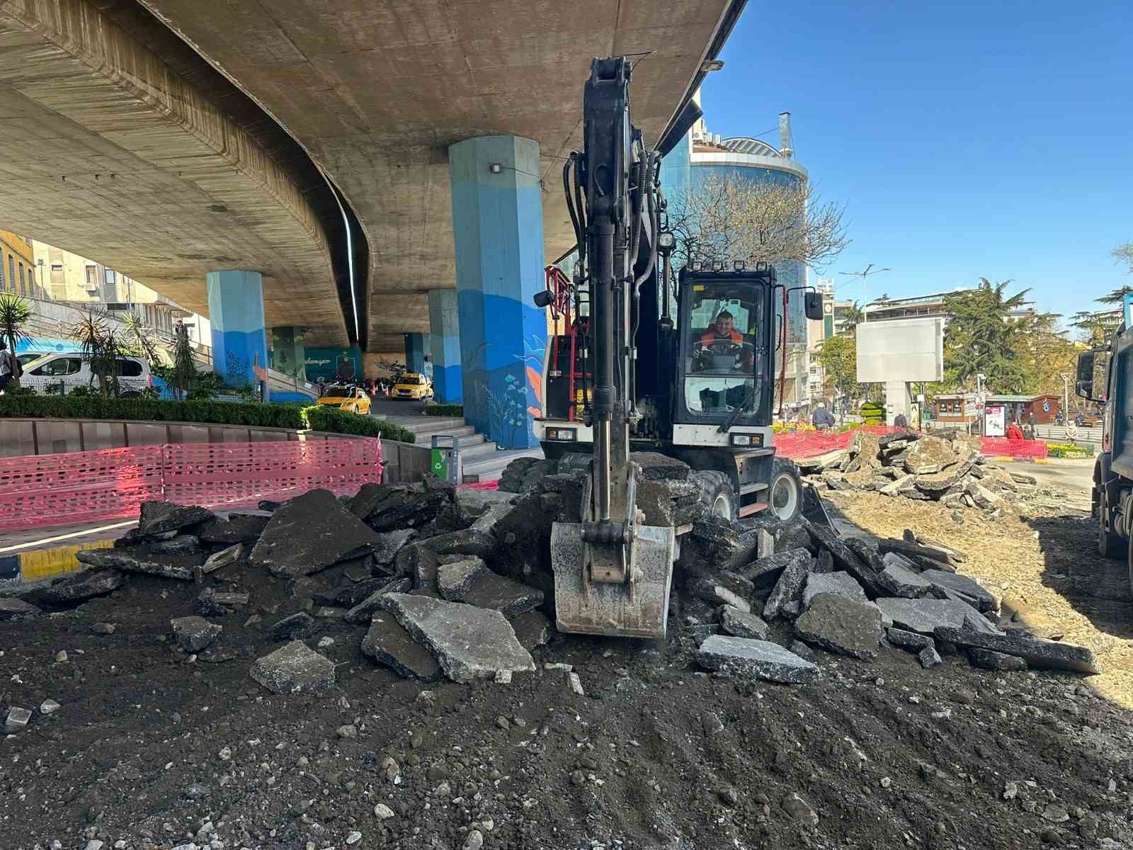 trabzonda ataturk alanindaki viyaduklerin alti dinlenme alani olacak CThCdW9G