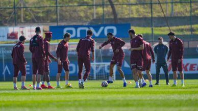 trabzonspor 60 puanin 23unu istanbul takimlarindan aldi fdPjleHE