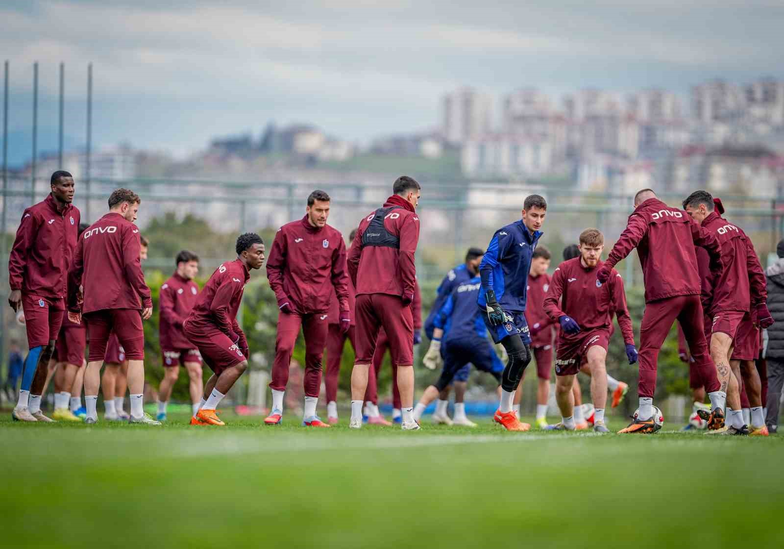 trabzonspor corendon alanyaspora konuk olacak v69LM22E
