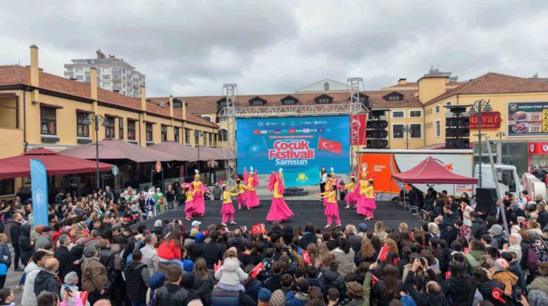 turk dunyasi cocuklari kulturlerini samsunda sergiledi g38erzCw