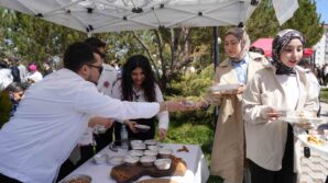 turkiyenin lezzetleri kastamonuda bulustu ogrenciler yogun ilgi gosterdi eAmwWecU