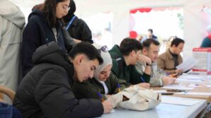 universite ogrencilerinden 3 gunde 556 unite kan toplandi xxnGhyVx