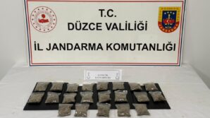 uyusturucu maddeleri paketlerken yakalandi tiDmAc7w