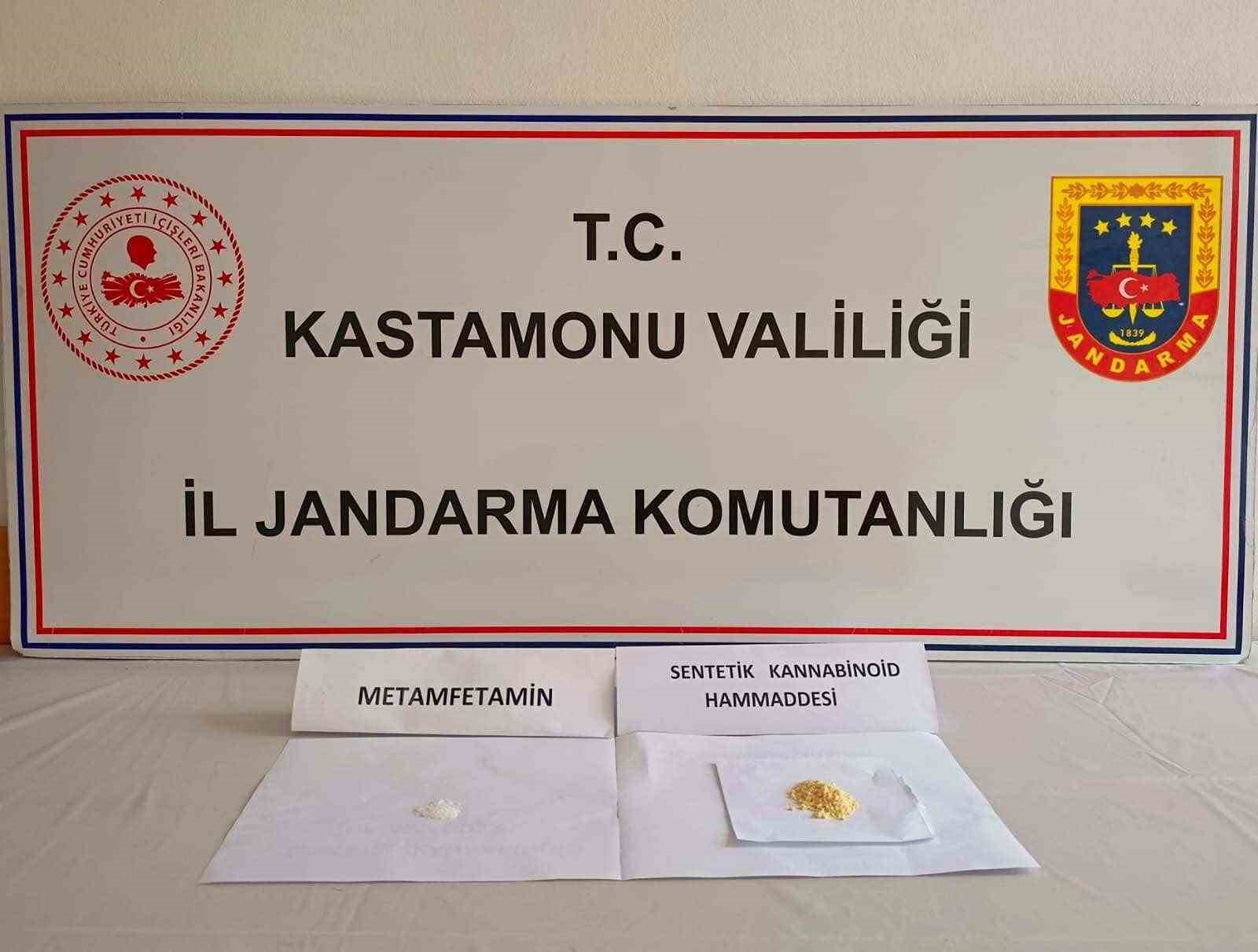 uyusturucu operasyonunda gozaltina alinan supheli tutuklandi jSajdL8O