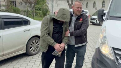 uyusturucu ticaretine 1 tutuklama 3 adli kontrol iBLKs1LL