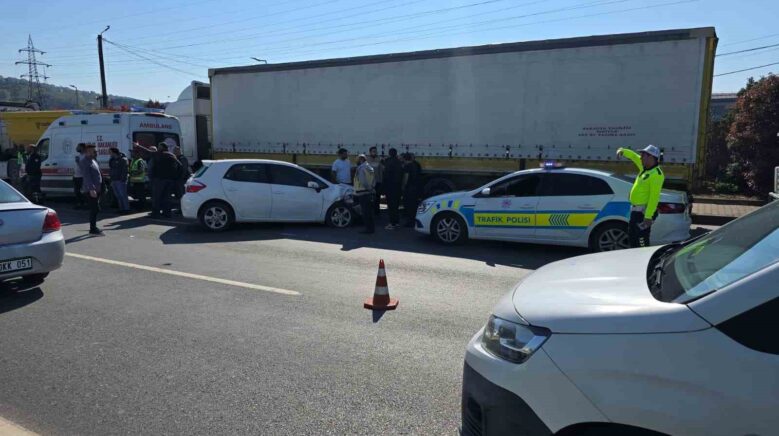 zonguldakta trafik kazasi 1 yarali ZXL9TXzu