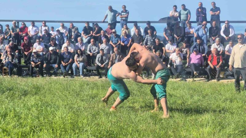 700 yillik gures geleneginde pehlivanlar ve aga adaylari kiyasiya yaristi FjdCwPyO