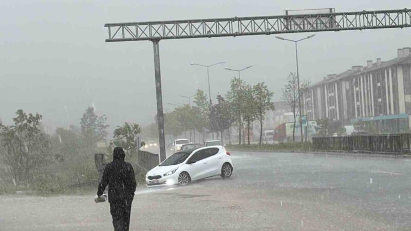 aniden bastiran saganak duzcelileri hazirliksiz yakaladi DPXYweWX