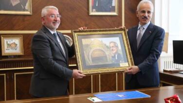bakan uraloglu corumda ziyaretlerde bulundu eGp5VVJb