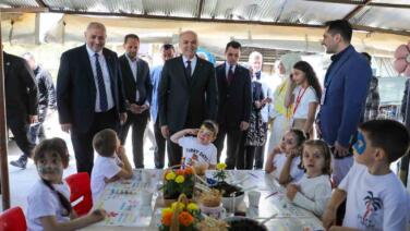 baskan faruk ozlu egitim bizim birinci onceligimiz WFlC4w4s