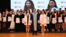 beunda gelecegin eczacilari beyaz onluk giydi i4s2DV2u