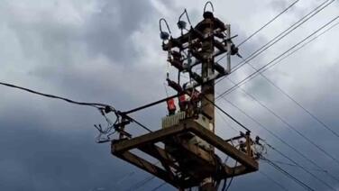 boluda elektrik diregine yildirim dustu eiggEsJz