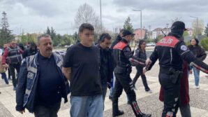 boluda iki genci silahla yaralayan 3 supheli tutuklandi rxg6yCqN