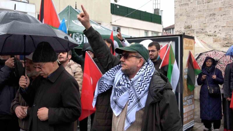 boluda israilin kuresel sumud filosuna saldirisi protesto edildi DCfiJIBA