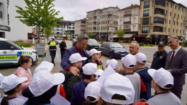 caycumada ogrencilere trafik bilinci asilandi 7eLSYzjM