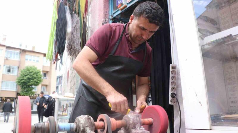 ceyrek asirlik bicak ustasindan onemli uyarilar 3EJHQUqY