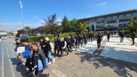duzcede staj dolandiriciligi yaptigi iddia edilen 21 kisi adliyeye sevk edildi g9A8exUz