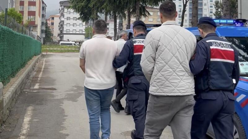 jandarmanin uyusturucu operasyonunda 3 tutuklama 6ZzO41GQ