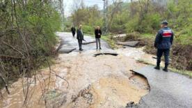 karabukte coken koy yolu yeniden ulasima acildi zBlLhRua