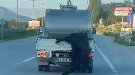 kurbanligi aractan sarkitip kilometrelerce surukledi iC3ReIZs