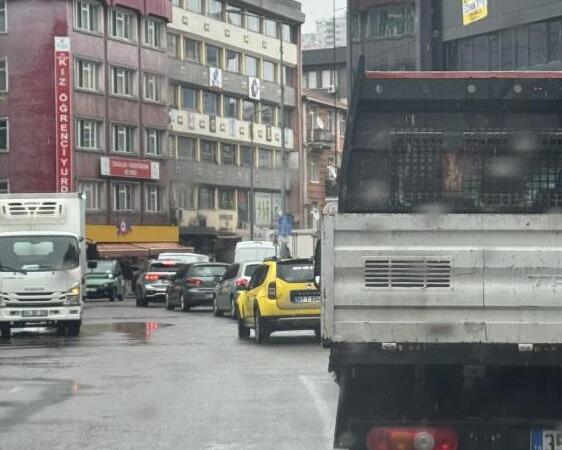 metrelerce kuyruk olustu jBXxd4C4