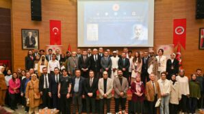 prof dr ahmet hamdi topal akif toplumu etkileyen buyuk krizler karsisinda cesareti one cikarmistir 4sXHvP7b