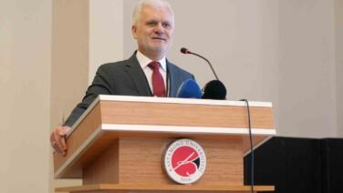 prof dr kucuk yapay zeka uygulamalariyla ormancilik faaliyetlerinde yeni bir donem basladi gbEe7s4i