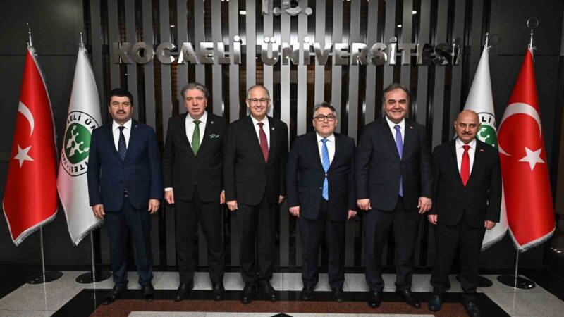 rektor ozolcer turkiyenin en buyuk ogrenci kongresinde genc arastirmacilarla bir araya geldi xY8kKZXO
