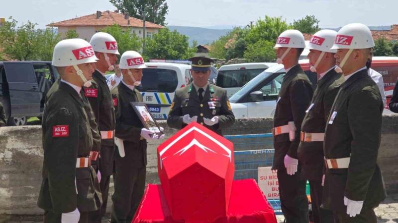 sehidin tokattaki kabri ailesinin istegi uzerine istanbula gonderildi q3Zk4aON