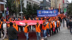 trabzonda 1 mayis isci bayrami coskusu xDOXQjm4