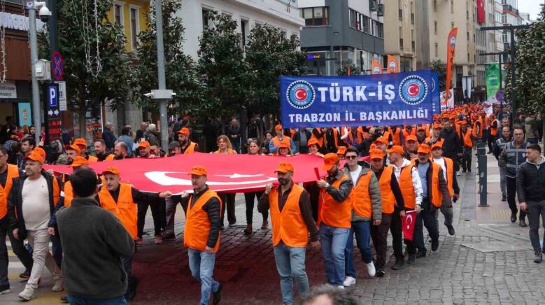 trabzonda 1 mayis isci bayrami coskusu xDOXQjm4
