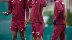 trabzonspor puanlarin yarisini istanbuldan topladi l65SE5qJ