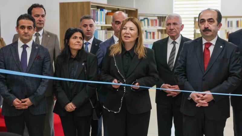 turk tarih kurumu 100 yil kitapligi omude acildi uIDzXXXq
