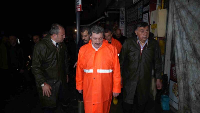 vali tavlidan sel aciklamasi can kaybi ve yaralanma yok is yerlerinde zararlar mevcut 3FNSz4kd
