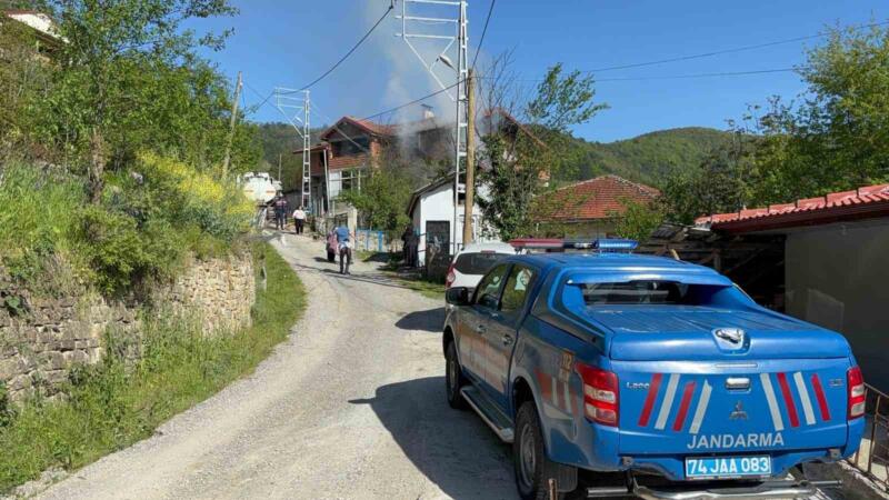 yasli adam ve torunu yanmaktan son anda kurtuldu 5h89JQrb
