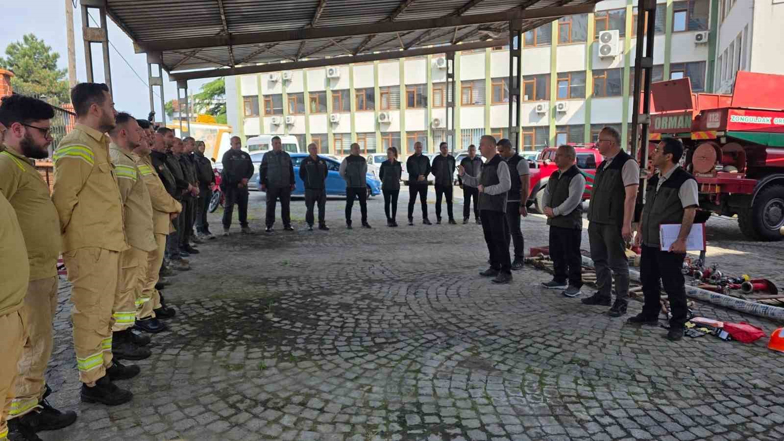 zonguldakta orman yanginina karsi isbasi egitimleri suruyor F6CrGH97
