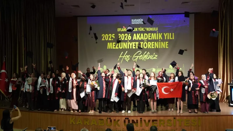 Eflani Meslek Yuksekokulunda mezuniyet heyecani