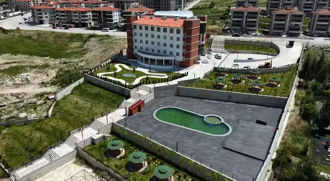 Evliya Celebi Turizm Lisesi ve Uygulama Oteli tamamlandi