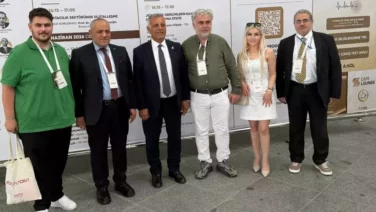 KTSO Heyeti Sigorta Izmir Fuar ve Zirvesine katildi