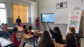Karabukte cocuklar haklarini akranlarindan ogrendi